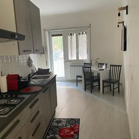William Apartment *